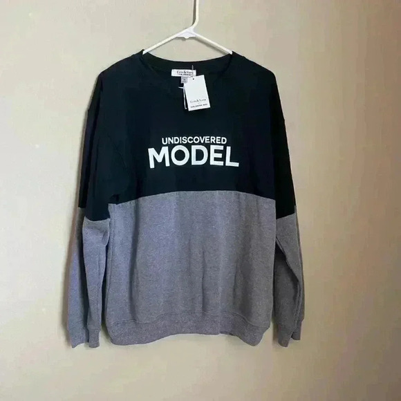 Suburban‎ Riot Undiscovered Model Sweatershirt - Picture 2 of 9